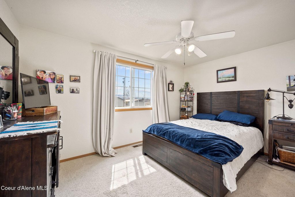 12719 W PRAIRIE AVE, Post Falls, ID 83854 photo 30
