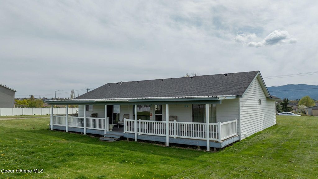 12719 W PRAIRIE AVE, Post Falls, ID 83854 photo 36