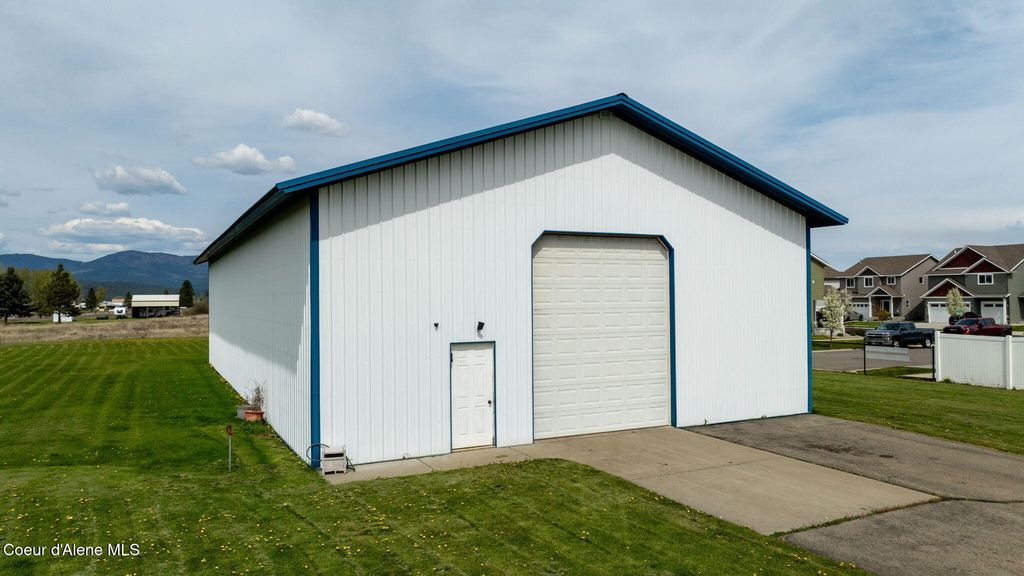 12719 W PRAIRIE AVE, Post Falls, ID 83854 photo 38