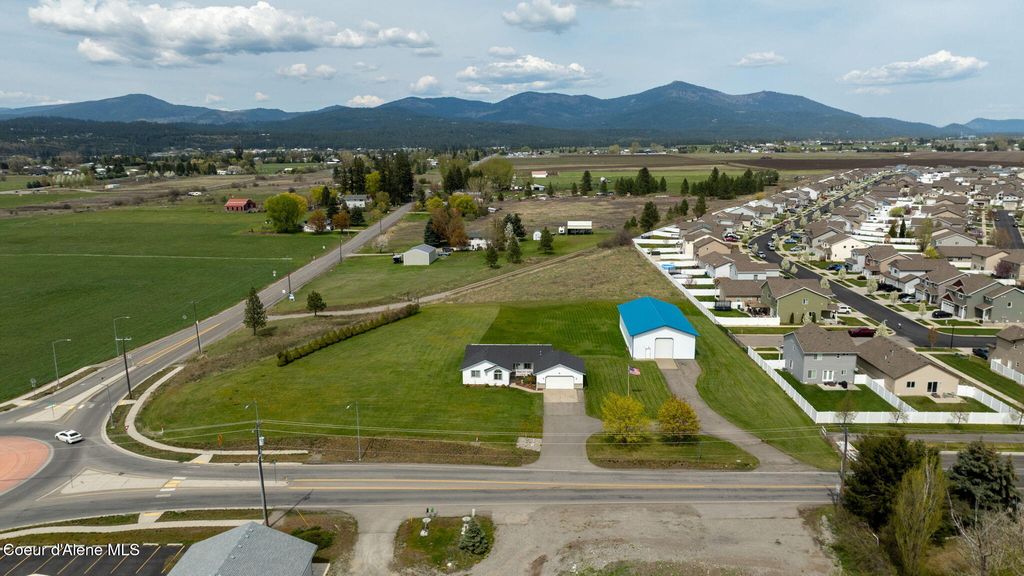 12719 W PRAIRIE AVE, Post Falls, ID 83854 photo 4