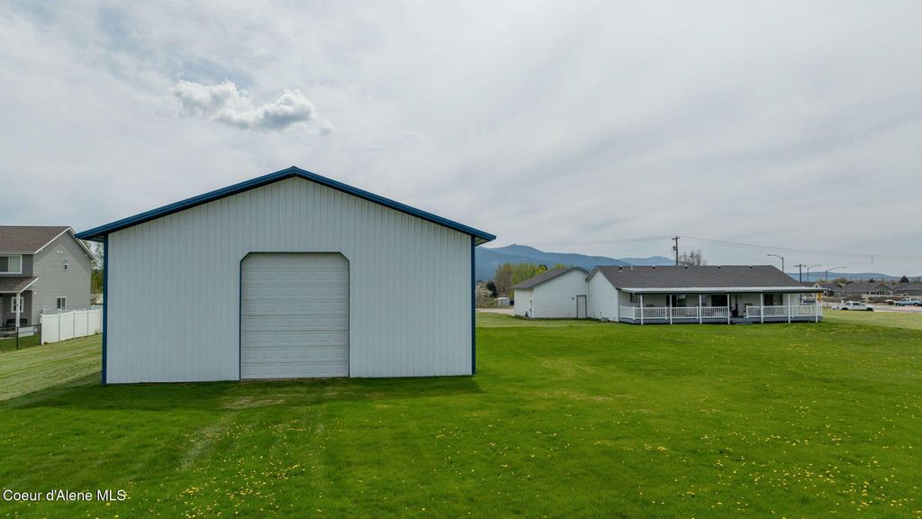 12719 W PRAIRIE AVE, Post Falls, ID 83854 photo 42