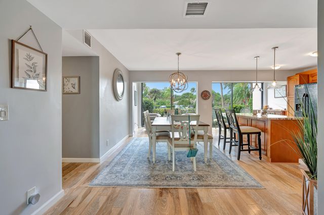 4680 SW Parkgate Boulevard C, Palm City, FL 34990