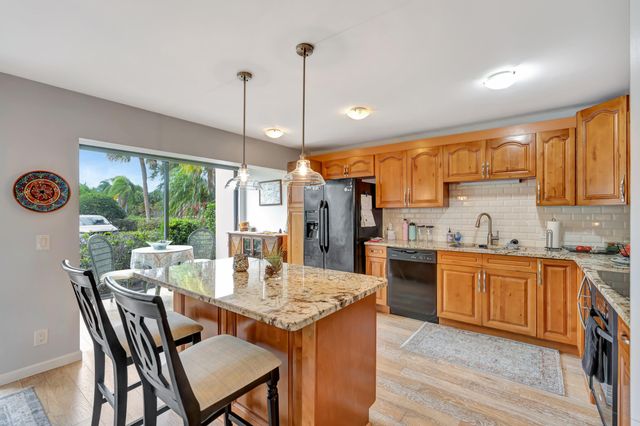 4680 SW Parkgate Boulevard C, Palm City, FL 34990