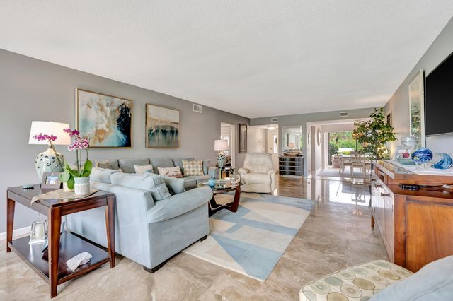 4680 SW Parkgate Boulevard C, Palm City, FL 34990