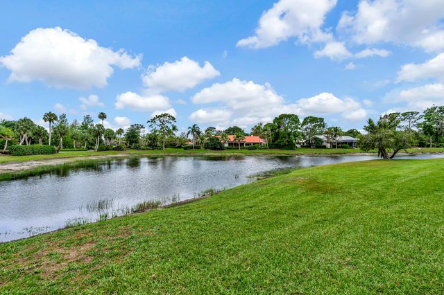 4680 SW Parkgate Boulevard C, Palm City, FL 34990