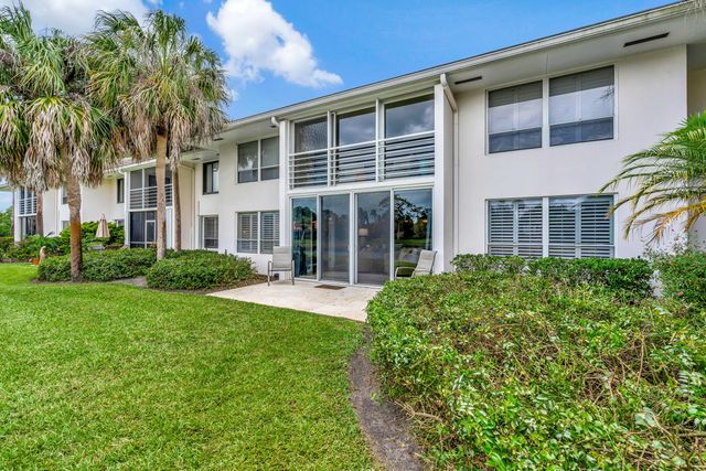 4680 SW Parkgate Boulevard C, Palm City, FL 34990