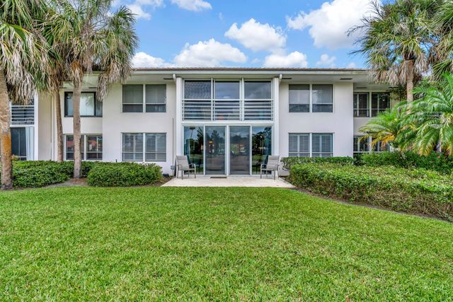 4680 SW Parkgate Boulevard C, Palm City, FL 34990