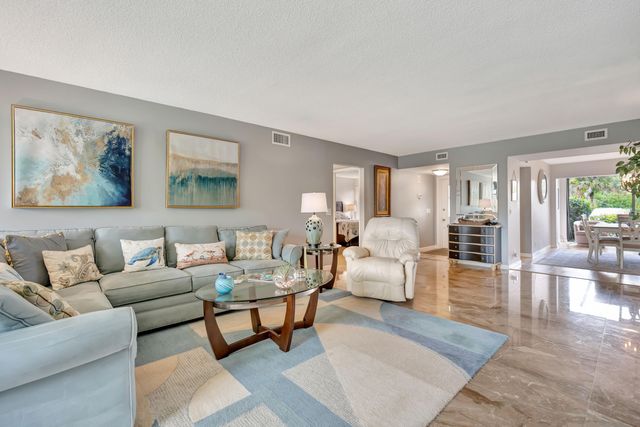 4680 SW Parkgate Boulevard C, Palm City, FL 34990