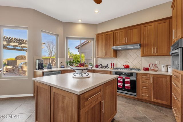 4436 E STRAWBERRY Drive, Gilbert, AZ 85298