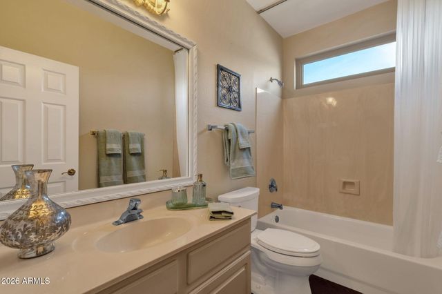 4436 E STRAWBERRY Drive, Gilbert, AZ 85298