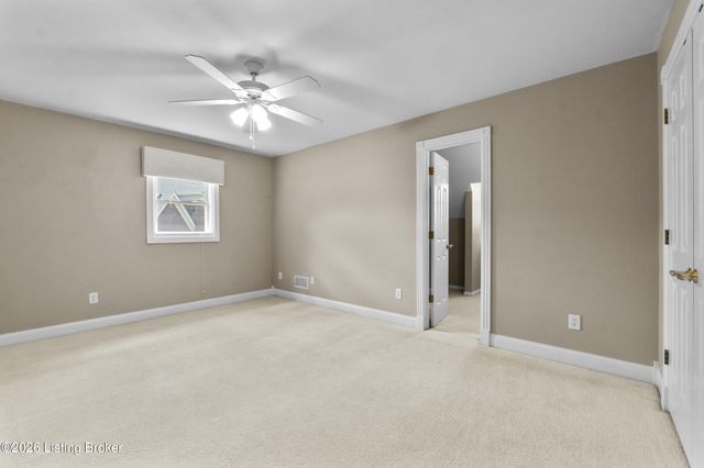 1719 Southlake Dr, Louisville, KY 40223