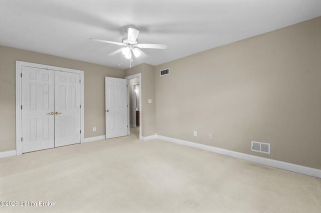 1719 Southlake Dr, Louisville, KY 40223