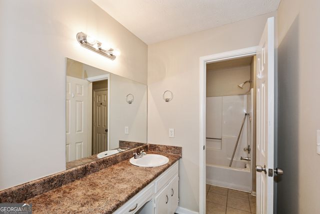 2624 Country Trace SE B, Conyers, GA 30013