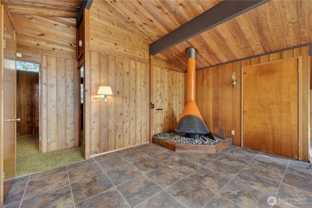 819 E Madrona Boulevard NW, Lakebay, WA 98349