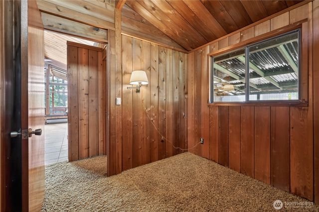 819 E Madrona Boulevard NW, Lakebay, WA 98349