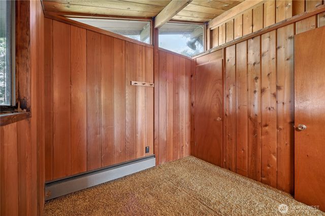 819 E Madrona Boulevard NW, Lakebay, WA 98349