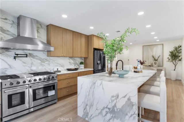 12742 Redhill Ave, North Tustin, CA 92705