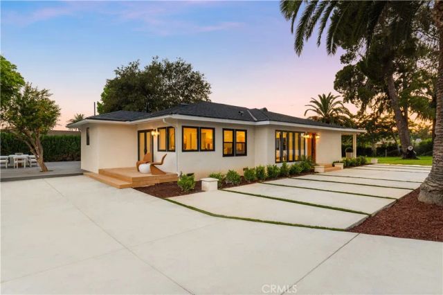 12742 Redhill Ave, North Tustin, CA 92705
