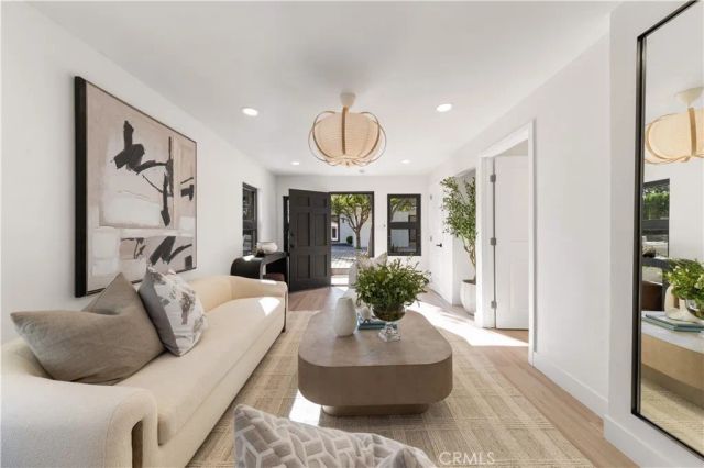 12742 Redhill Ave, North Tustin, CA 92705