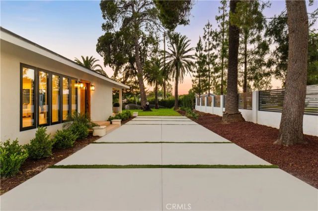 12742 Redhill Ave, North Tustin, CA 92705