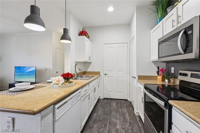 2900 Sunridge Heights Parkway 814, Henderson, NV 89052