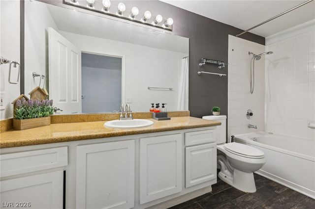 2900 Sunridge Heights Parkway 814, Henderson, NV 89052