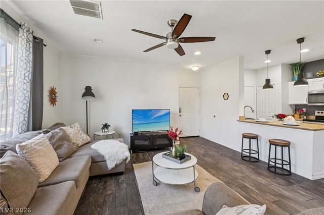 2900 Sunridge Heights Parkway 814, Henderson, NV 89052