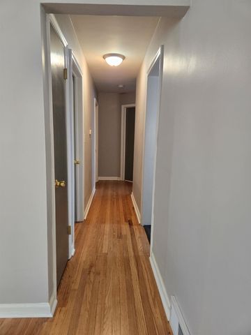 25534 Collingwood Street, Roseville, MI 48066