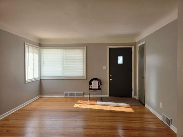 25534 Collingwood Street, Roseville, MI 48066