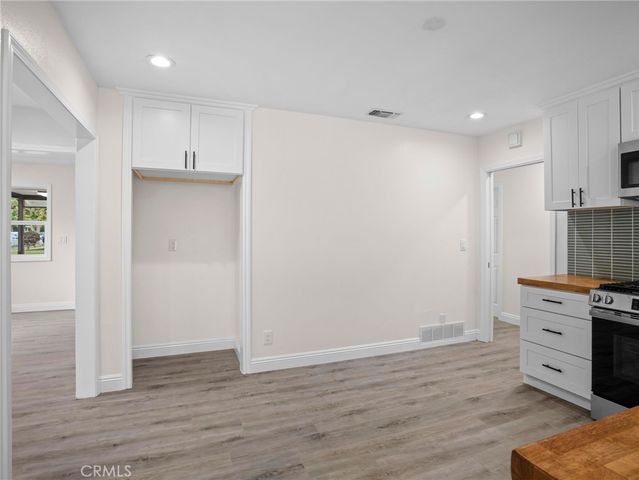 2422 N Forest, Santa Ana, CA 92706