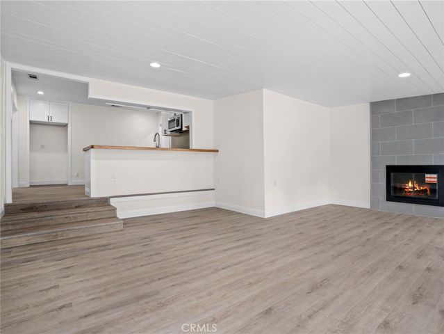 2422 N Forest, Santa Ana, CA 92706