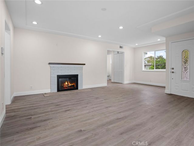 2422 N Forest, Santa Ana, CA 92706