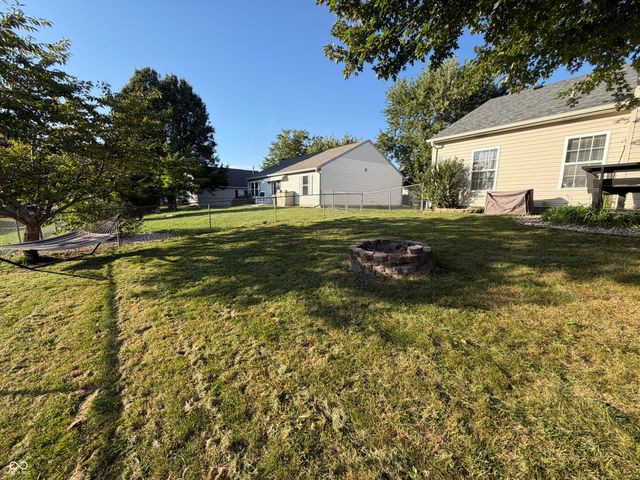 1360 Evergreen Drive, Greenfield, IN 46140
