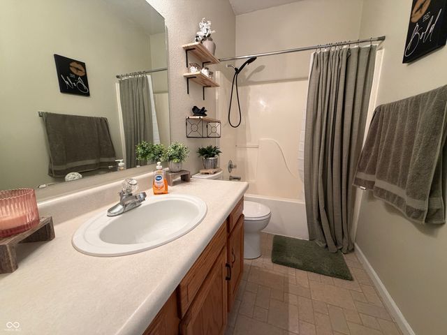 1360 Evergreen Drive, Greenfield, IN 46140