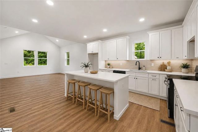 112 Hillcrest Circle, Anderson, SC 29624