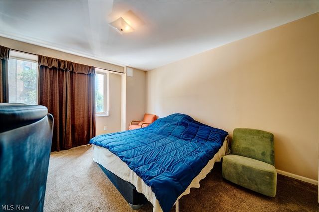 12520 Edgewater Drive 210, Lakewood, OH 44107