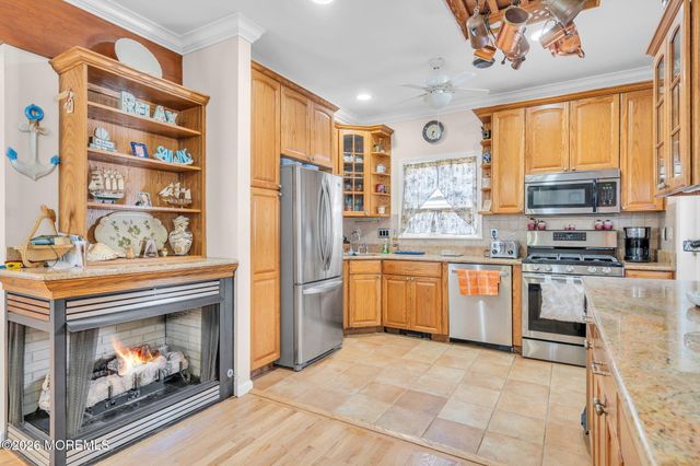30 Gladney Avenue, Toms River, NJ 08753