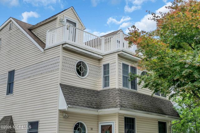 30 Gladney Avenue, Toms River, NJ 08753