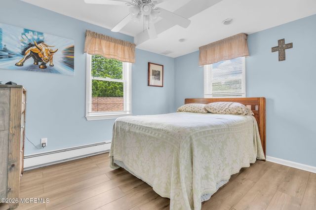 30 Gladney Avenue, Toms River, NJ 08753