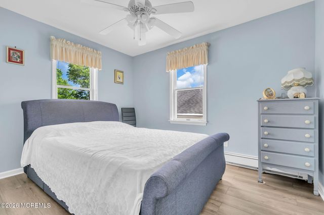 30 Gladney Avenue, Toms River, NJ 08753