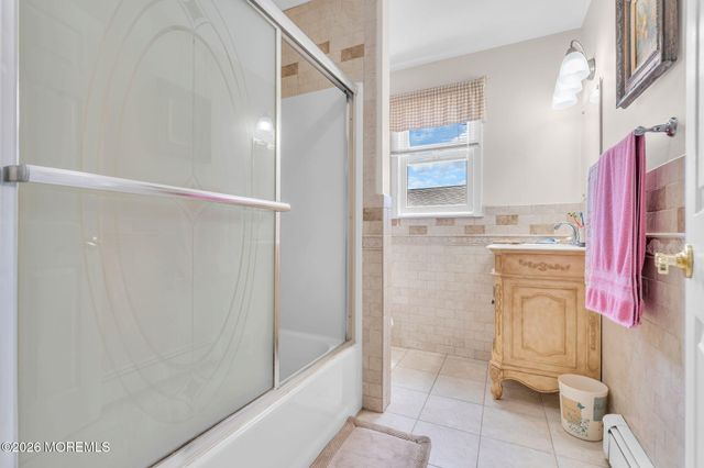 30 Gladney Avenue, Toms River, NJ 08753