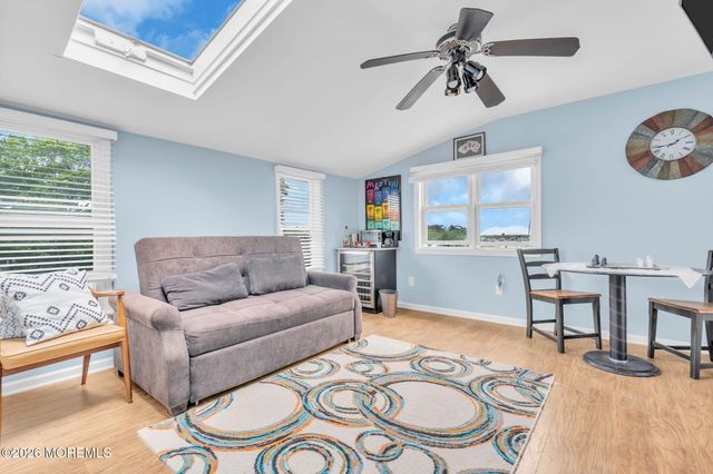 30 Gladney Avenue, Toms River, NJ 08753