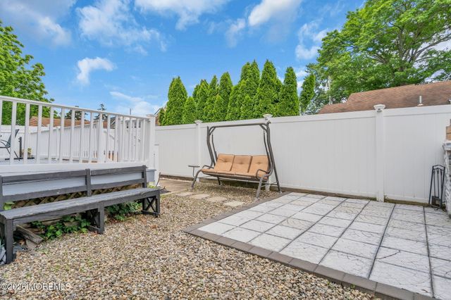 30 Gladney Avenue, Toms River, NJ 08753