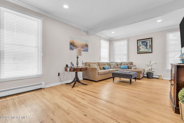 30 Gladney Avenue, Toms River, NJ 08753