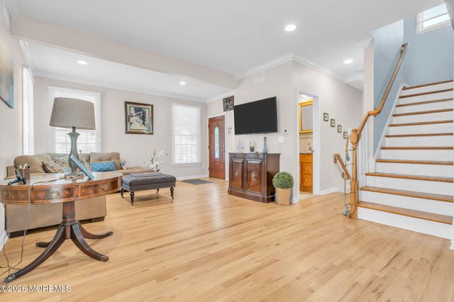 30 Gladney Avenue, Toms River, NJ 08753