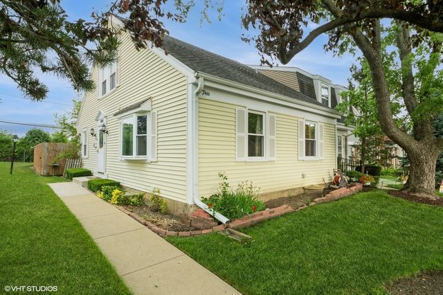 7400 Nantucket Cove, Hanover Park, IL 60133