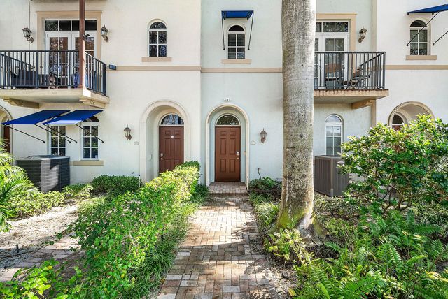 3281 Estancia Lane, Boynton Beach, FL 33435