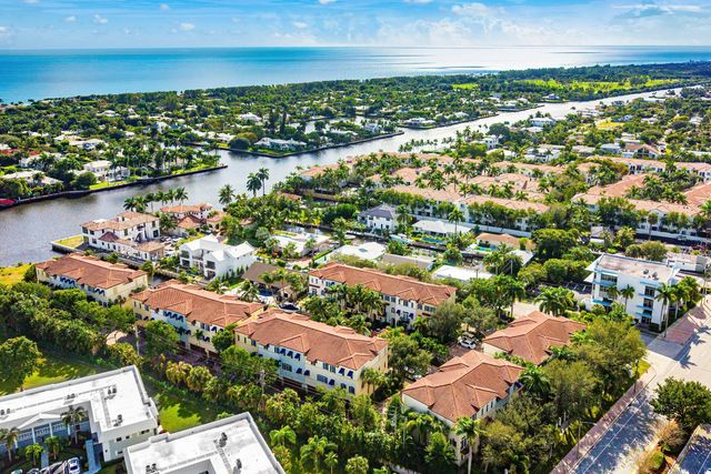 3281 Estancia Lane, Boynton Beach, FL 33435