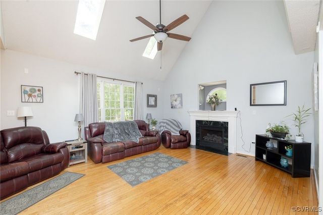 13813 Bluff Ridge Dr, Chesterfield, VA 23838