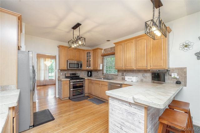 13813 Bluff Ridge Dr, Chesterfield, VA 23838